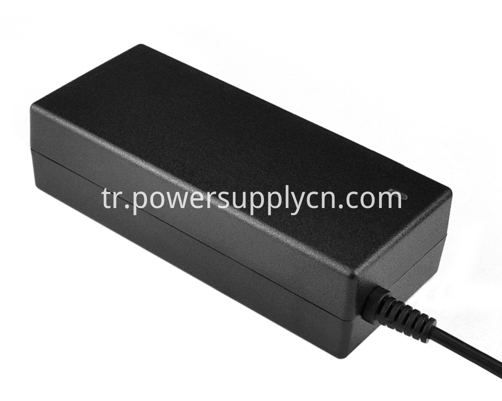 Evrensel cihaz güç adaptörü Universal appliance power adapter